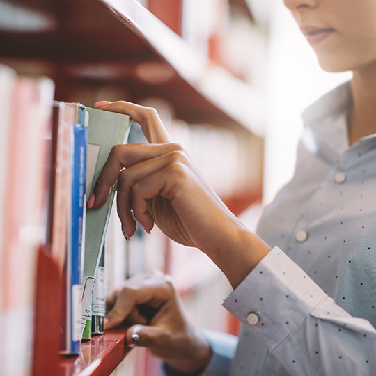 Searching for books on shelf_Using the library